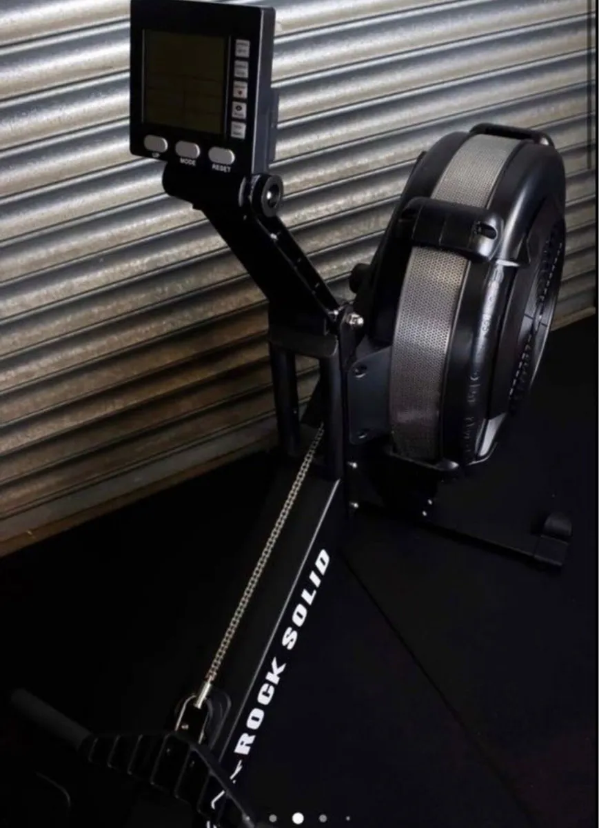 Air Rowing machine (new in box) - Image 3