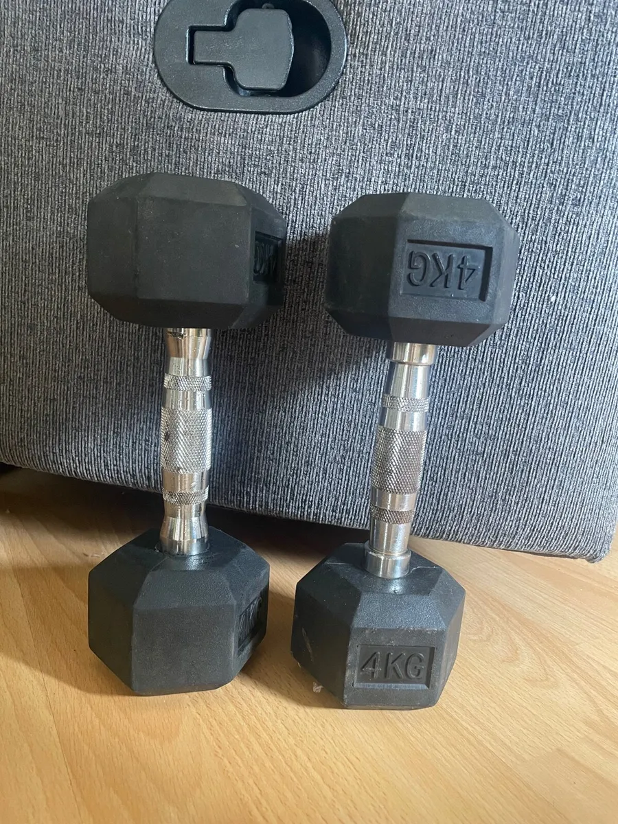 Set of 4kg dumbbells