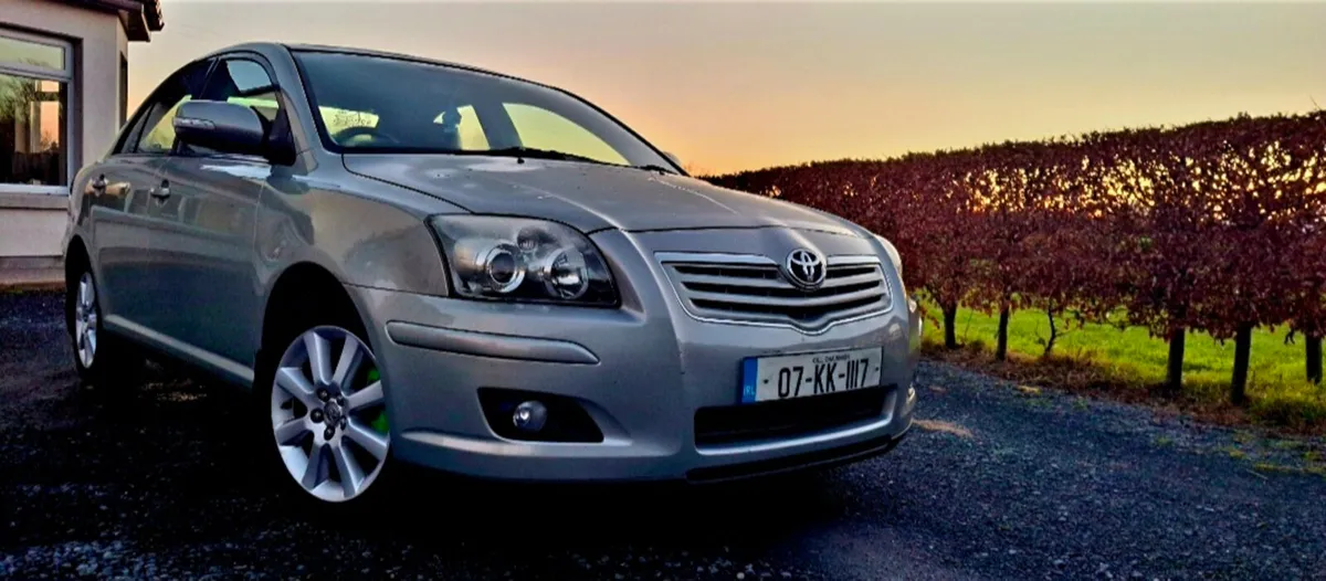 Tayota Avensis - Image 1