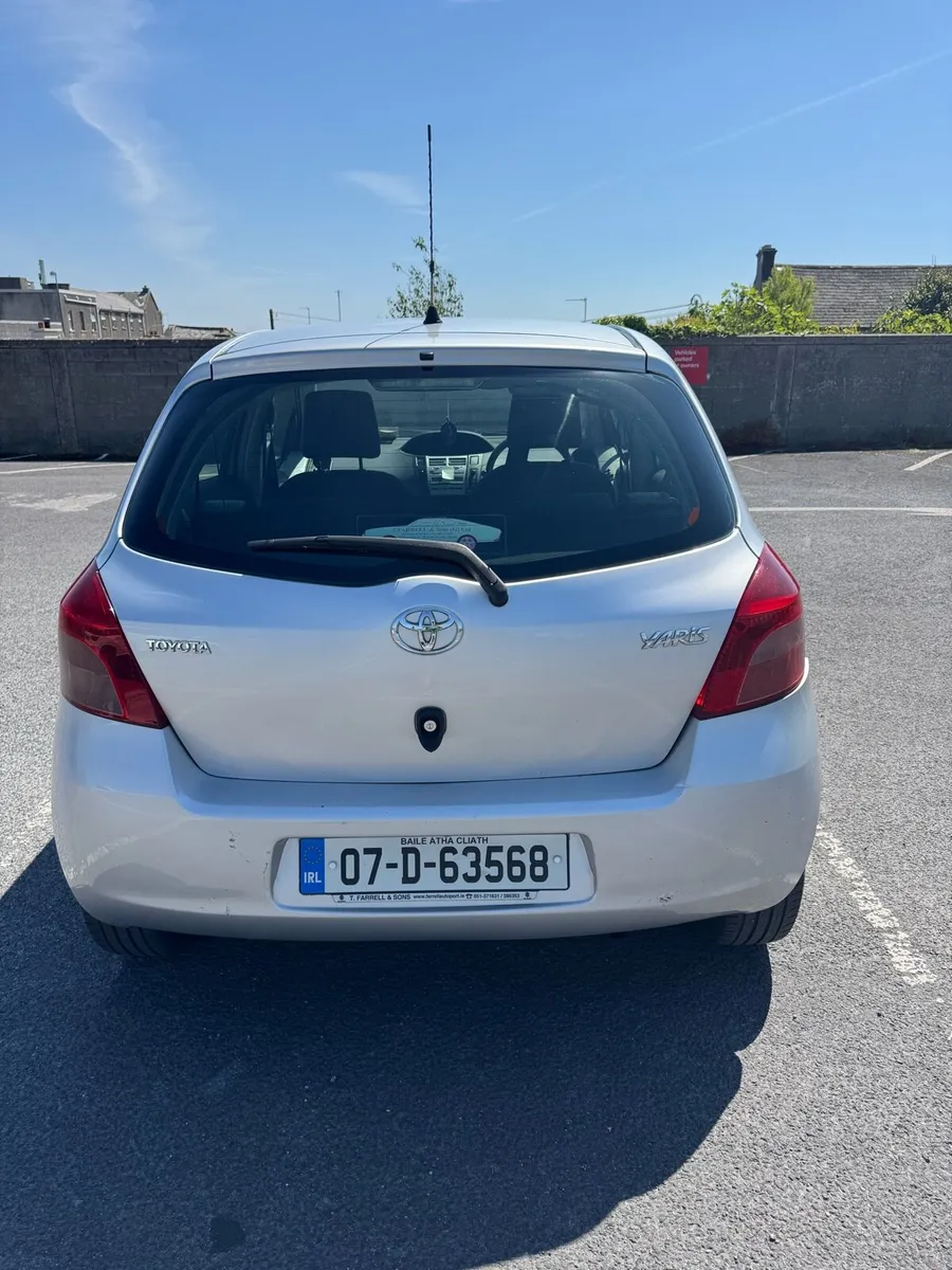 Toyota Yaris - Image 2