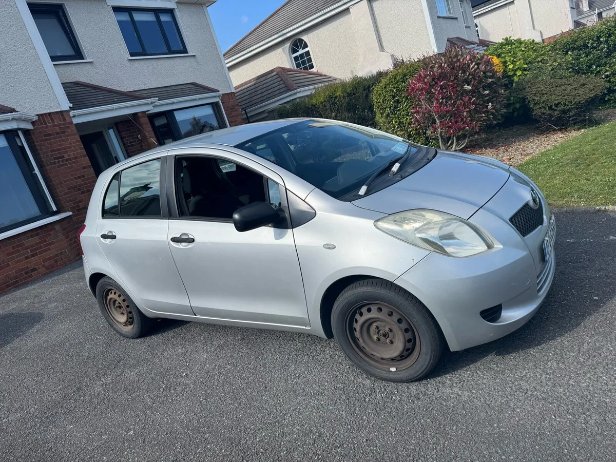 Toyota Yaris - Image 3