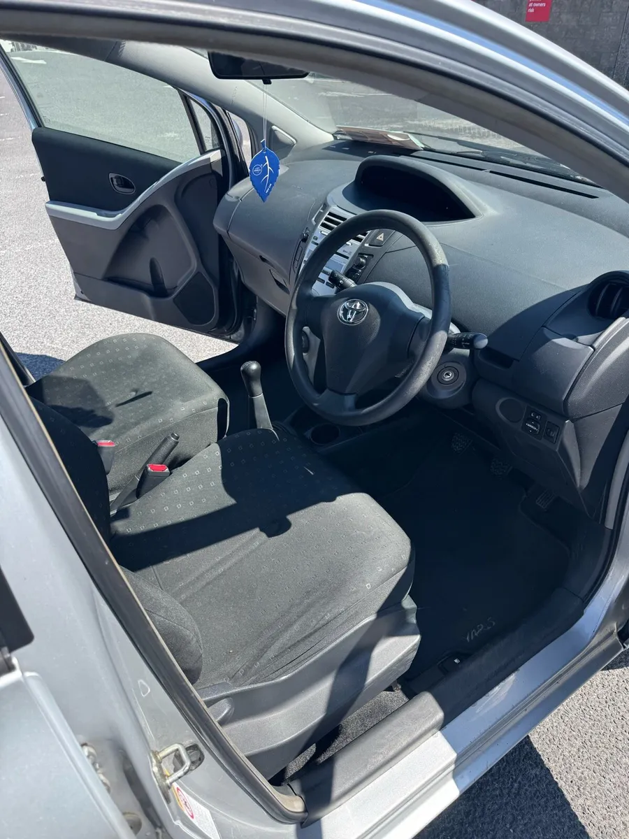 Toyota Yaris - Image 4