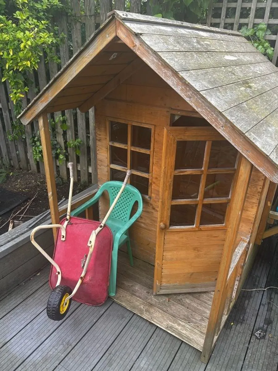 Outdoor Kids Playhouse - Image 1
