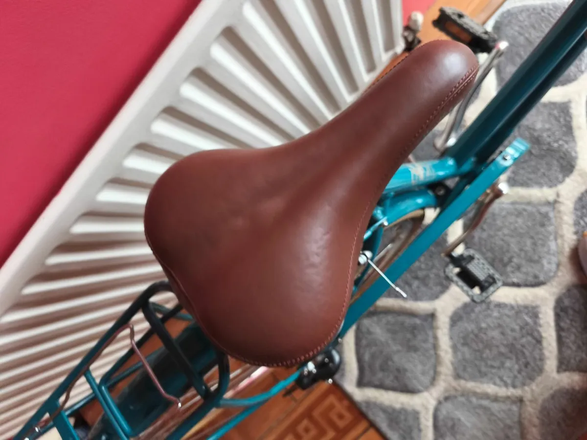 Womens bike - Image 4