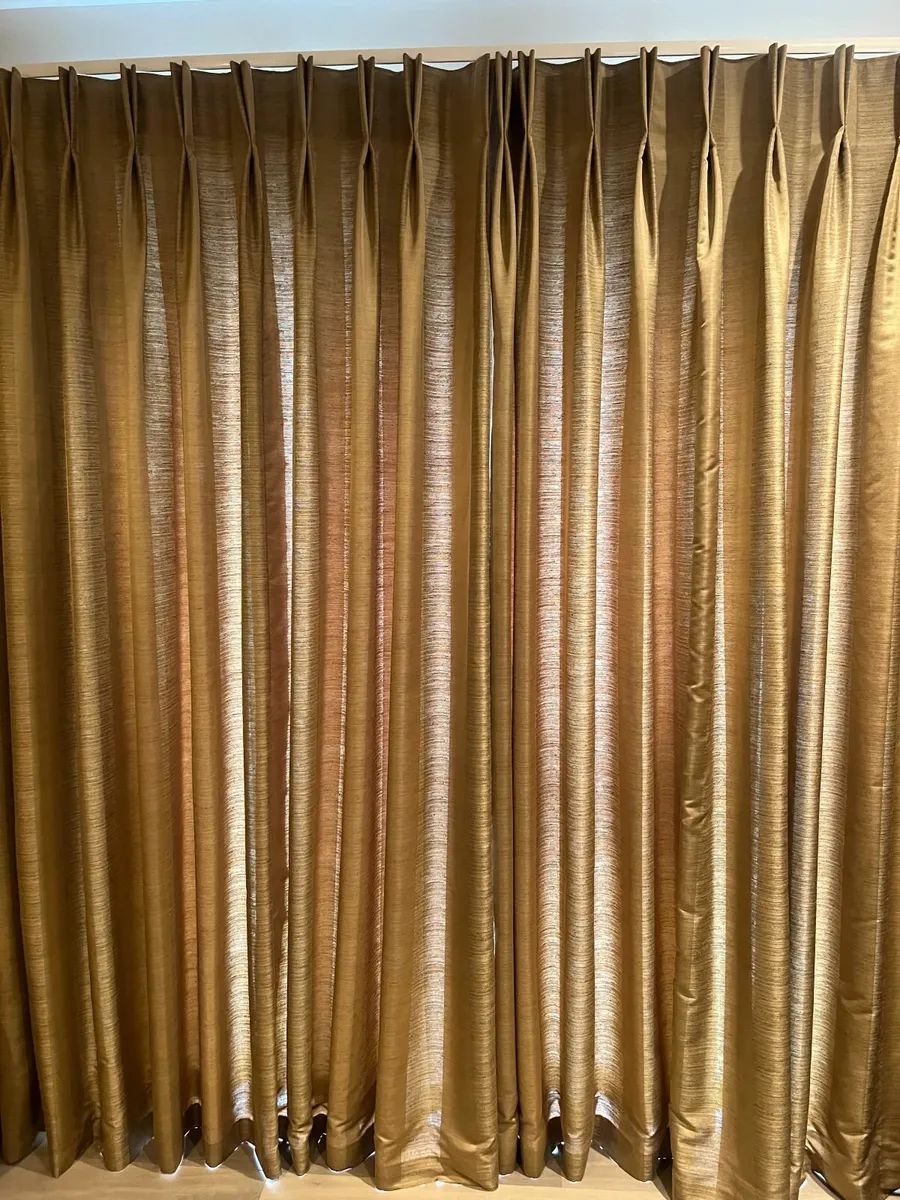 Curtains for sale (Floor to ceiling length) - Image 1