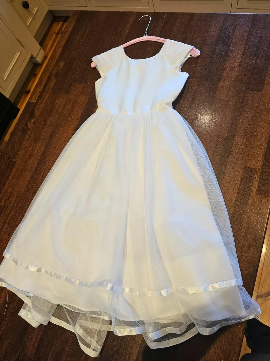 Brand new  Communion dress and accessories - Image 1