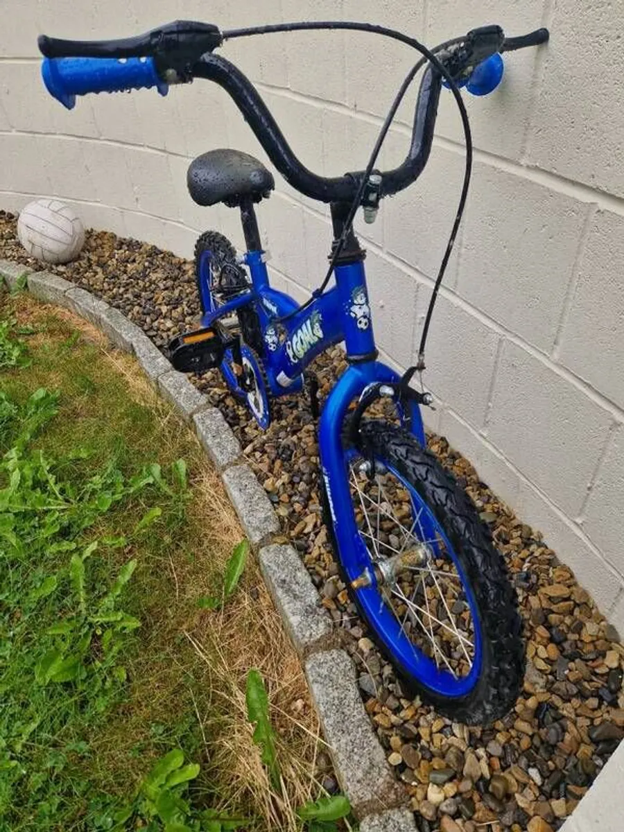 Bumper Goal 16" Boys Bike - Image 3