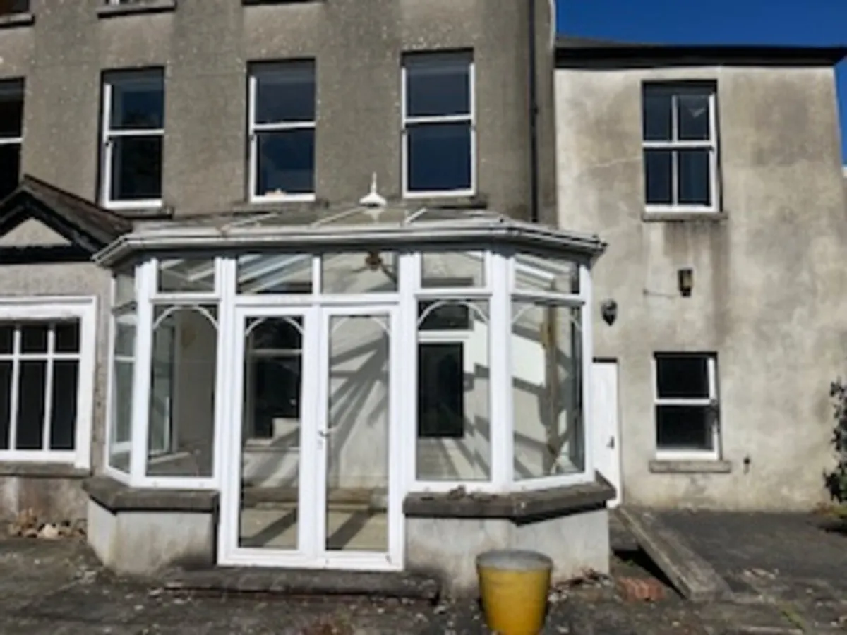 Conservatory 17ft x 15ft - Image 2