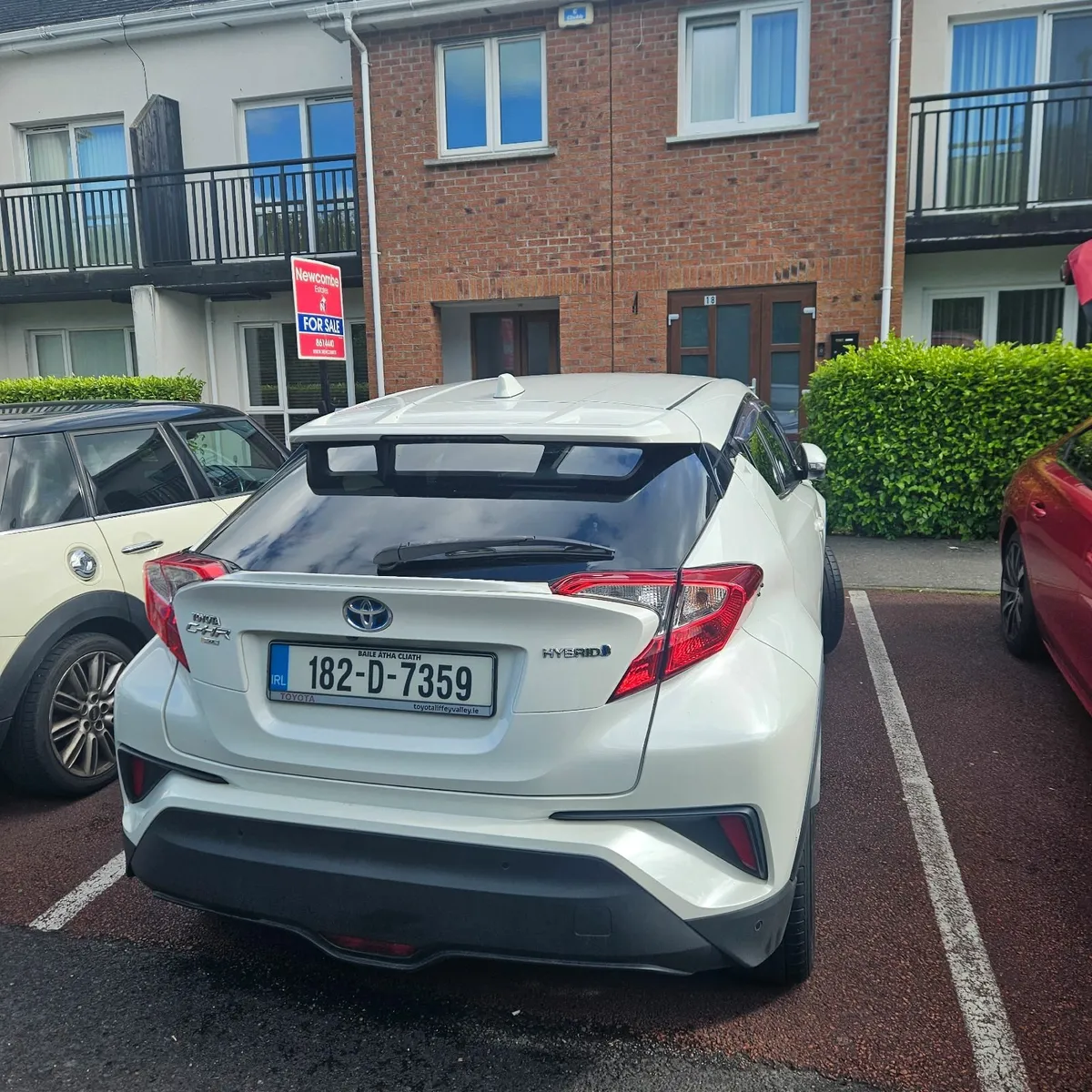 Toyota C-HR 2018 - Image 2