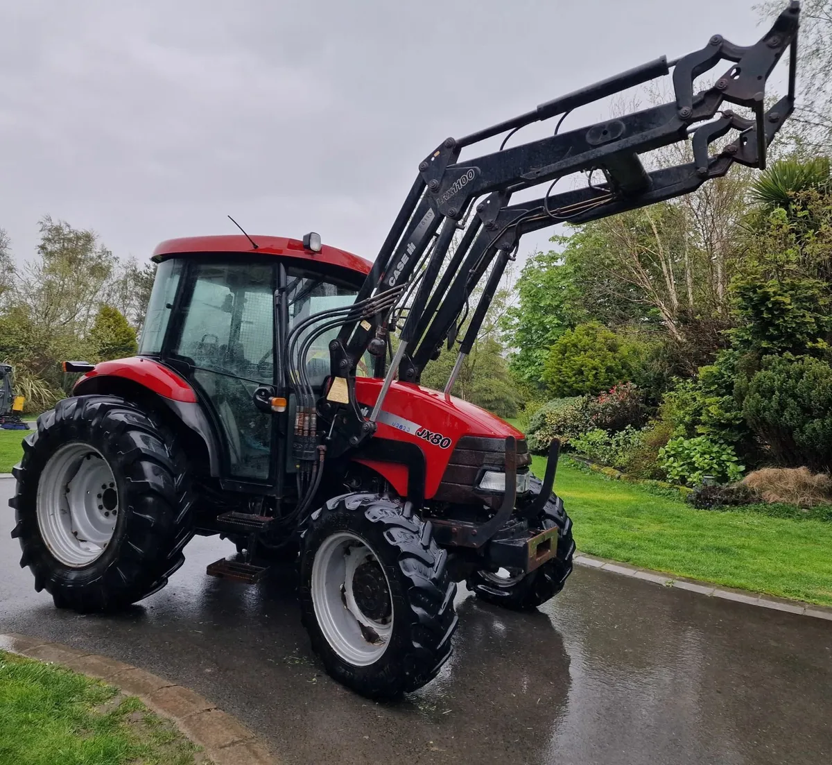 Case IH JX80 Tractor with Loader 1 owner 1000hrs - Image 1