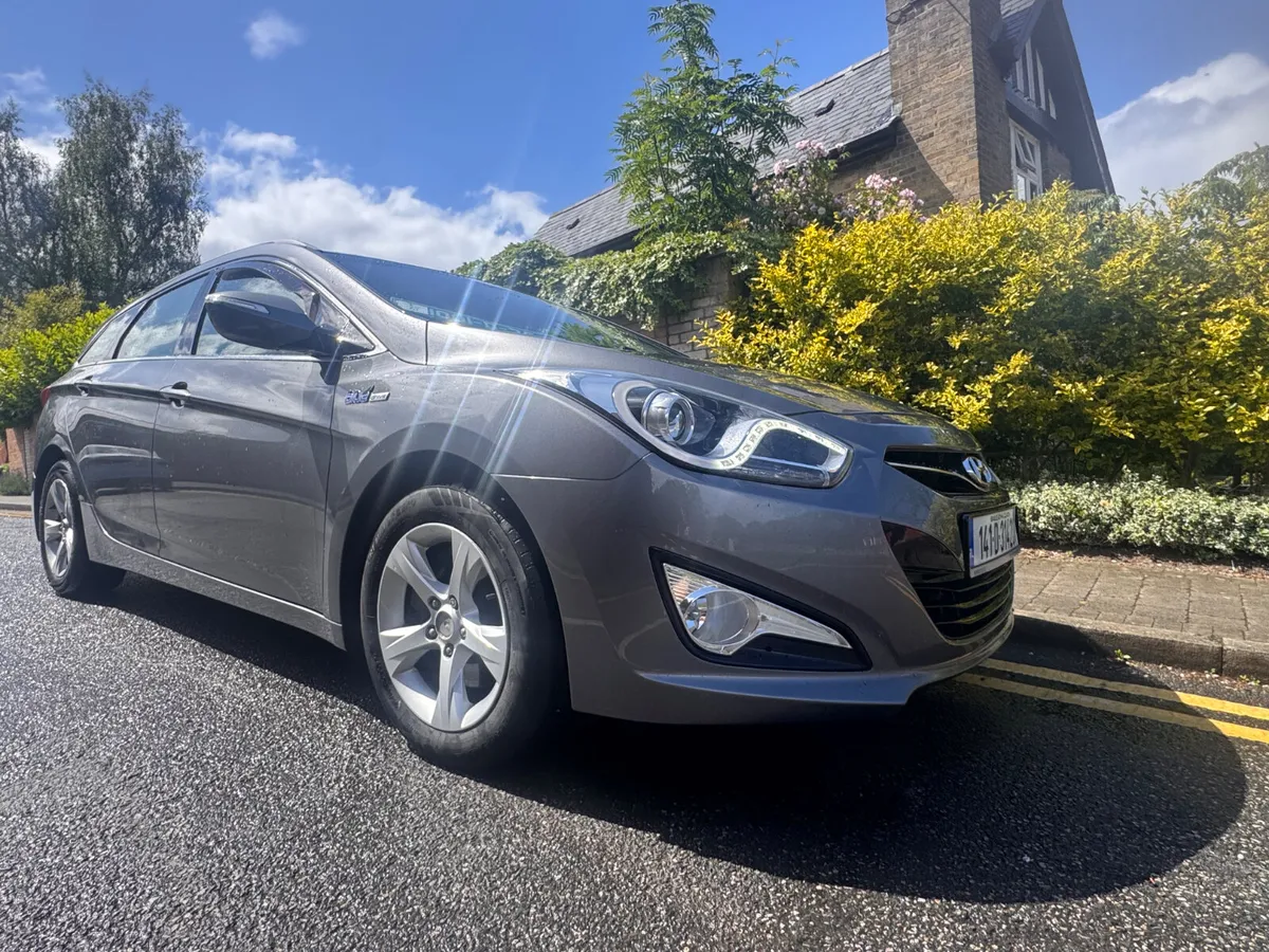 Hyundai i40 2014 - Image 2