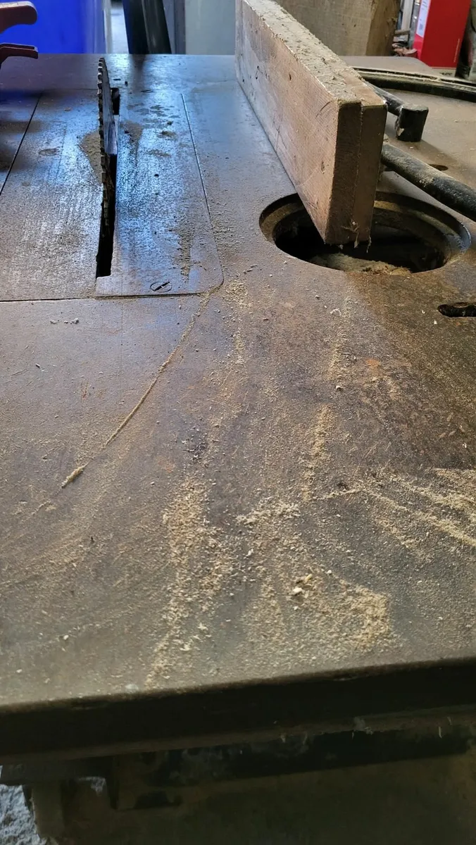 Wood saw - Image 1