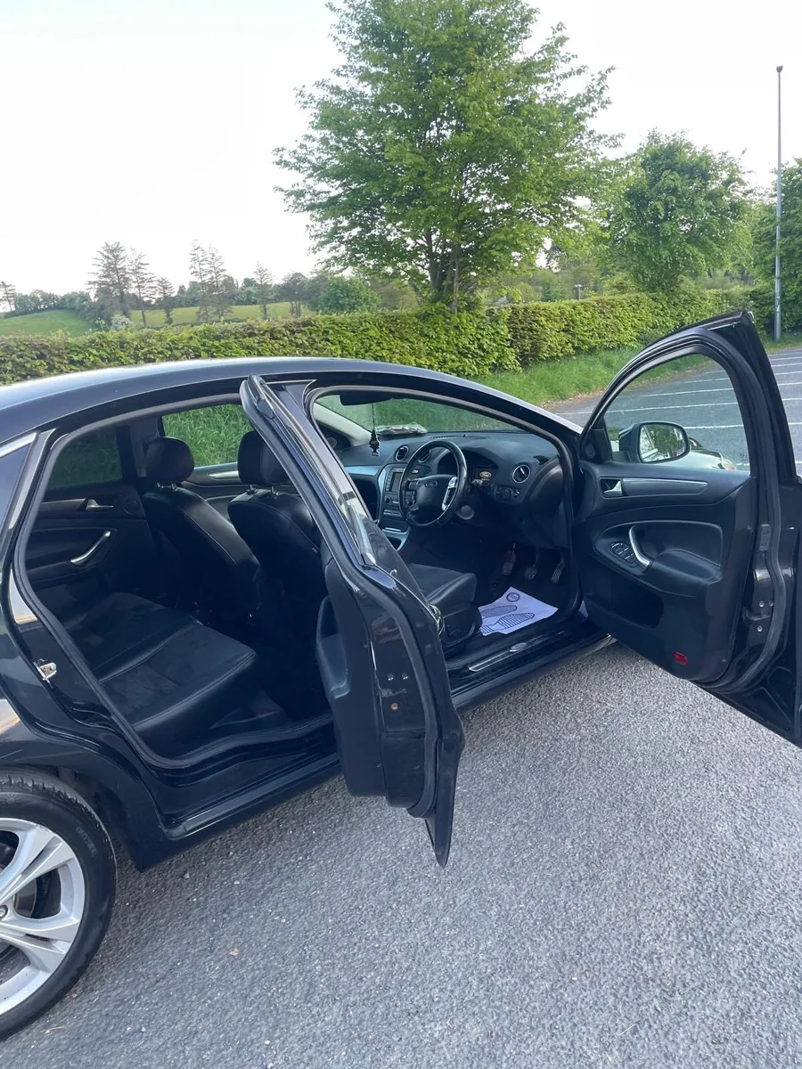 Ford mondeo - Image 4