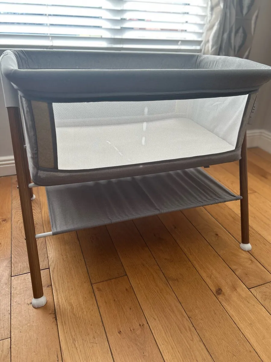 Crib - Image 1