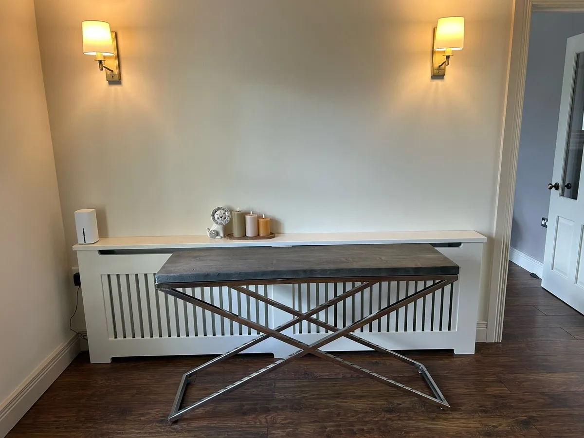 Console Table - Image 3