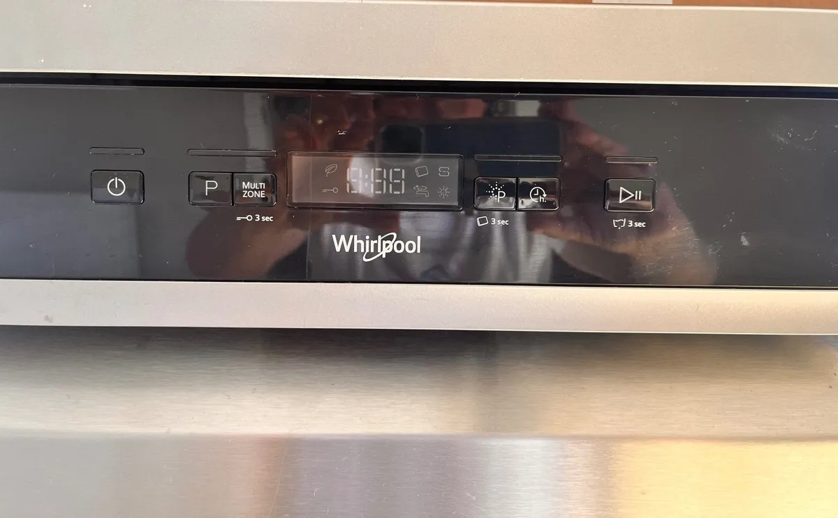 Dishwasher - Image 2