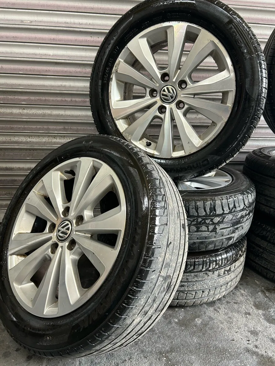 VW Golf 16” Alloys - Image 1