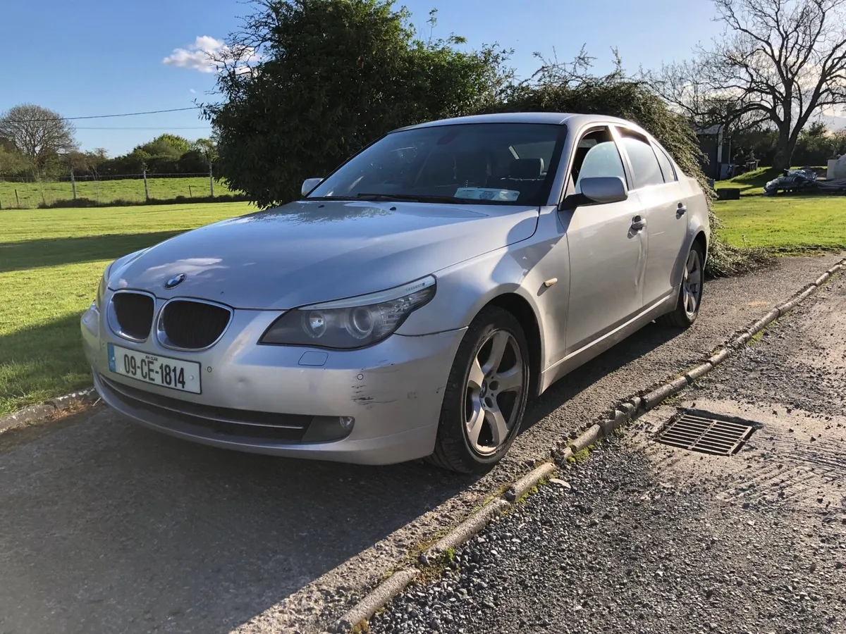 BMW e60 520d low mileage - Image 2