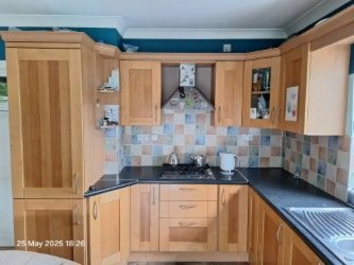 Kitchen for sale - Image 1