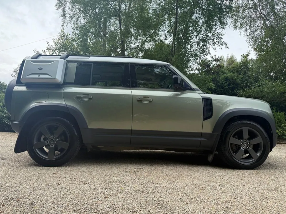 Land Rover Defender 110 2.0 SD4 SE  f.land Rover. - Image 2