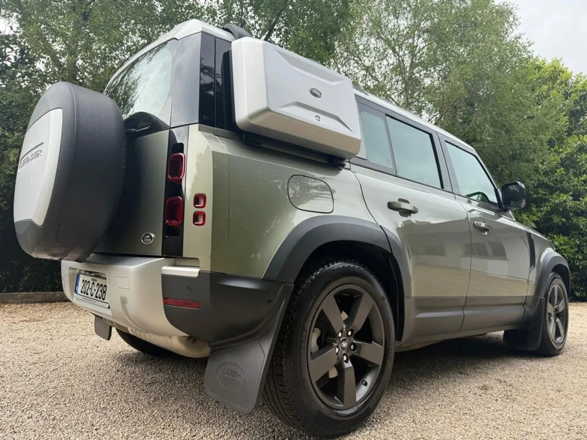 Land Rover Defender 110 2.0 SD4 SE  f.land Rover. - Image 3