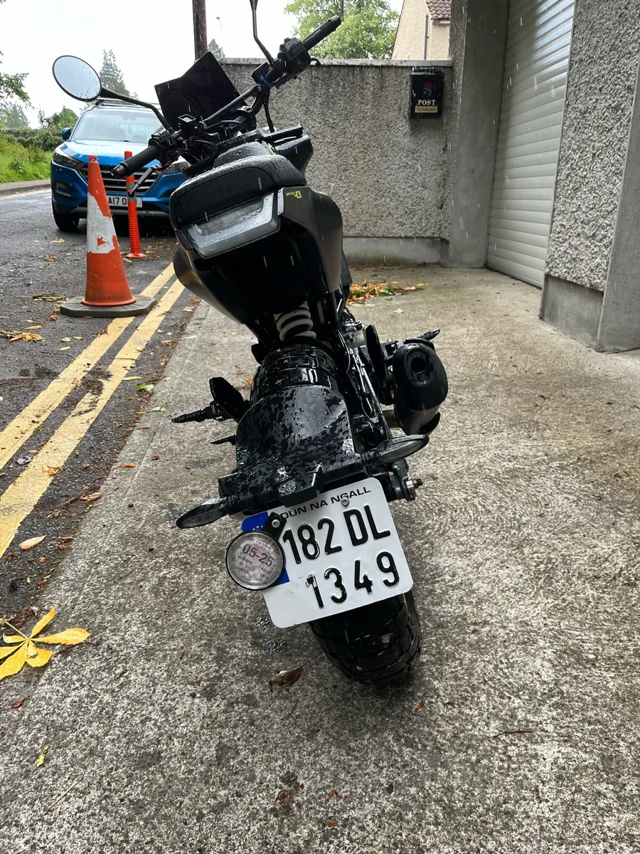 Husqvarna Svartpilen 401 - Image 3