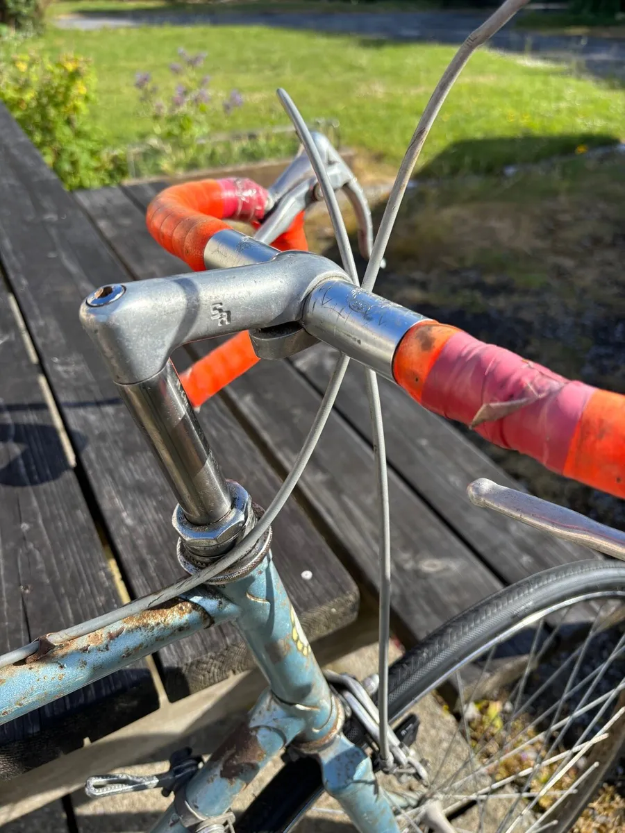 Vintage BSA road bike + resto parts - Image 2