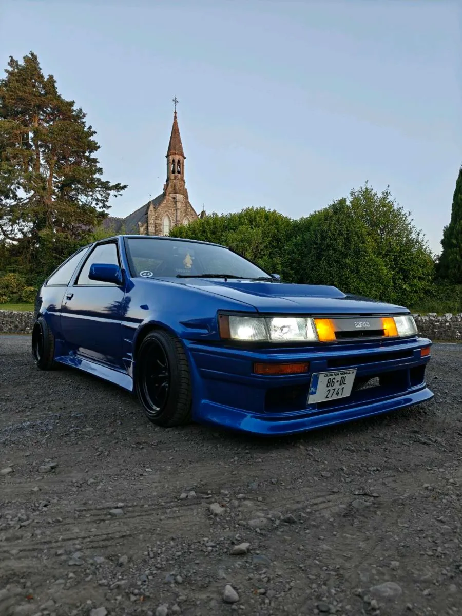 Toyota Corolla Levin AE86 - Image 1