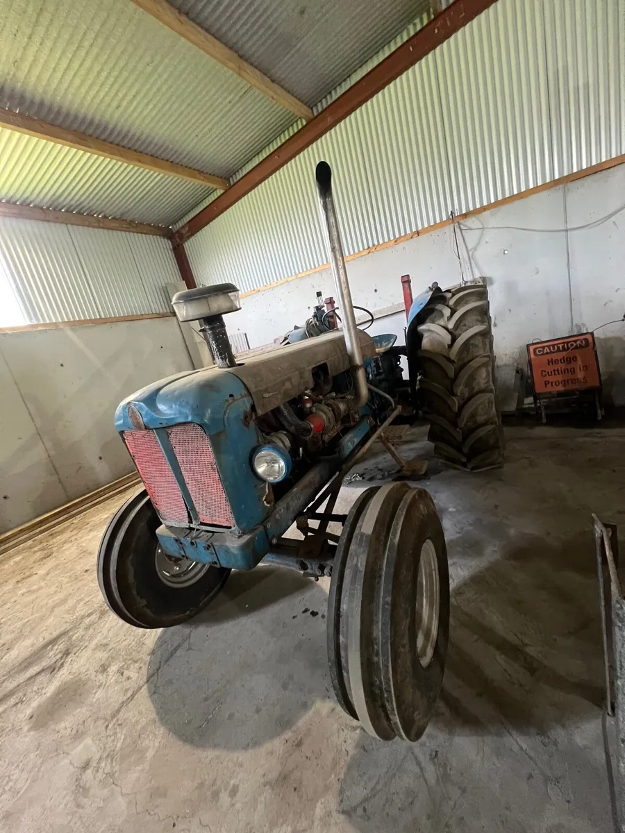 Fordson major 6cyl - Image 4