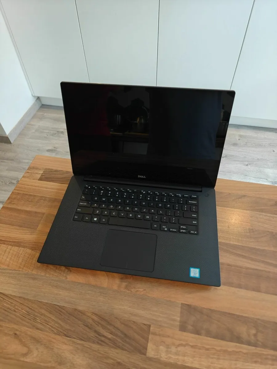 Dell Precision 5520 - i7 | 16GB | 256GB | 15.6" 4K - Image 2