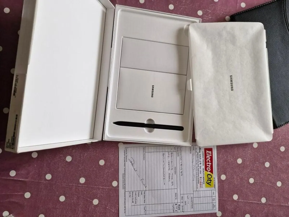 Samsung galaxy tab s9 128GB as new - Image 3