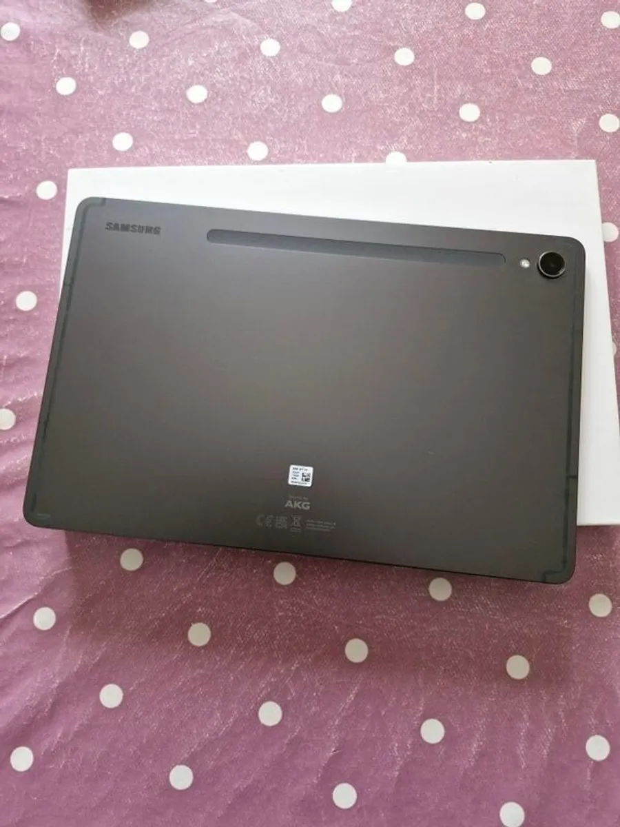 Samsung galaxy tab s9 128GB as new - Image 4