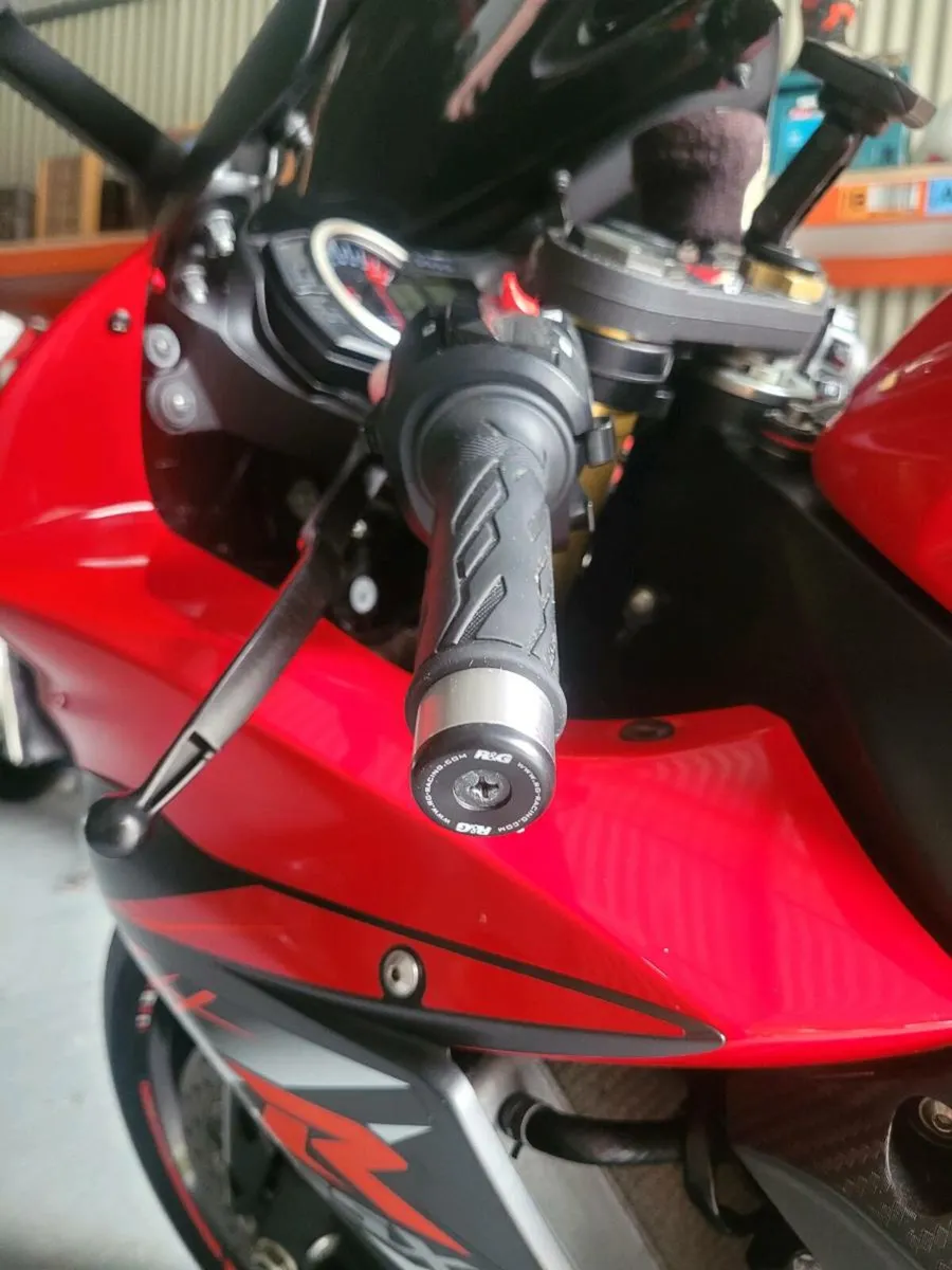 Suzuki gsxr 750 - Image 4