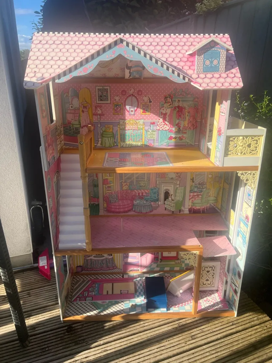 Dolls House