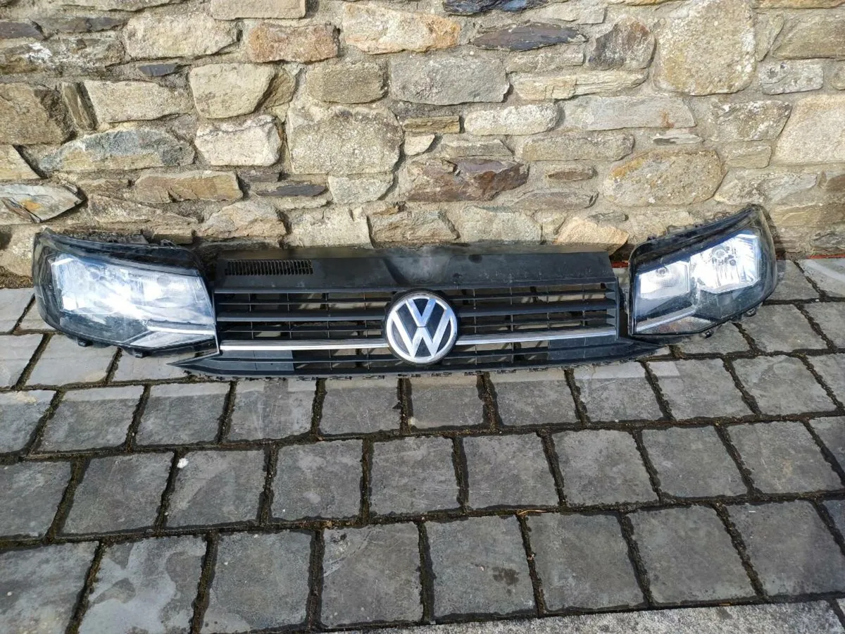 Vw transporter headlights and grill - Image 1