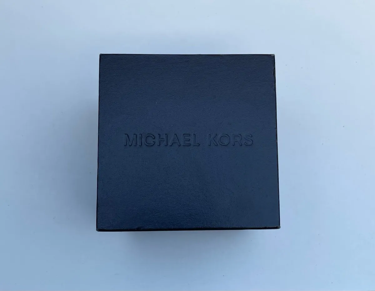 Men’s Watch - Image 2