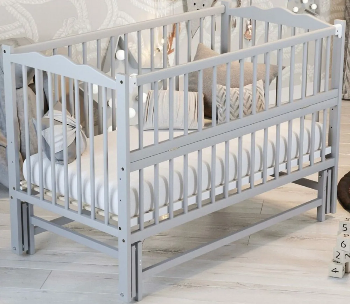 Cot bed in good condition