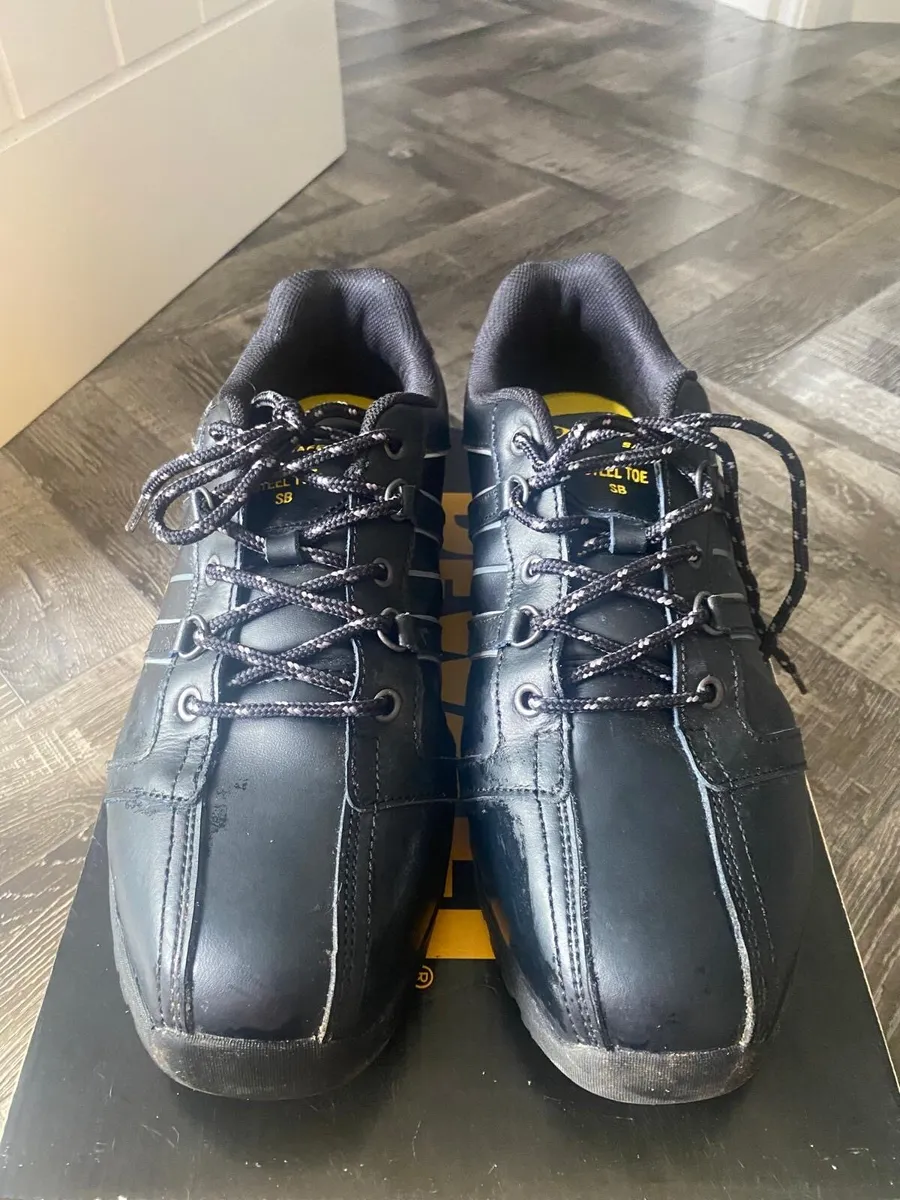 Safety shoes - Image 1