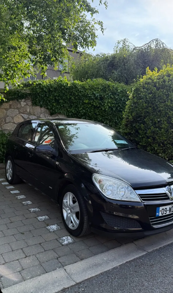 Vauxhall Astra 2009 - Image 3