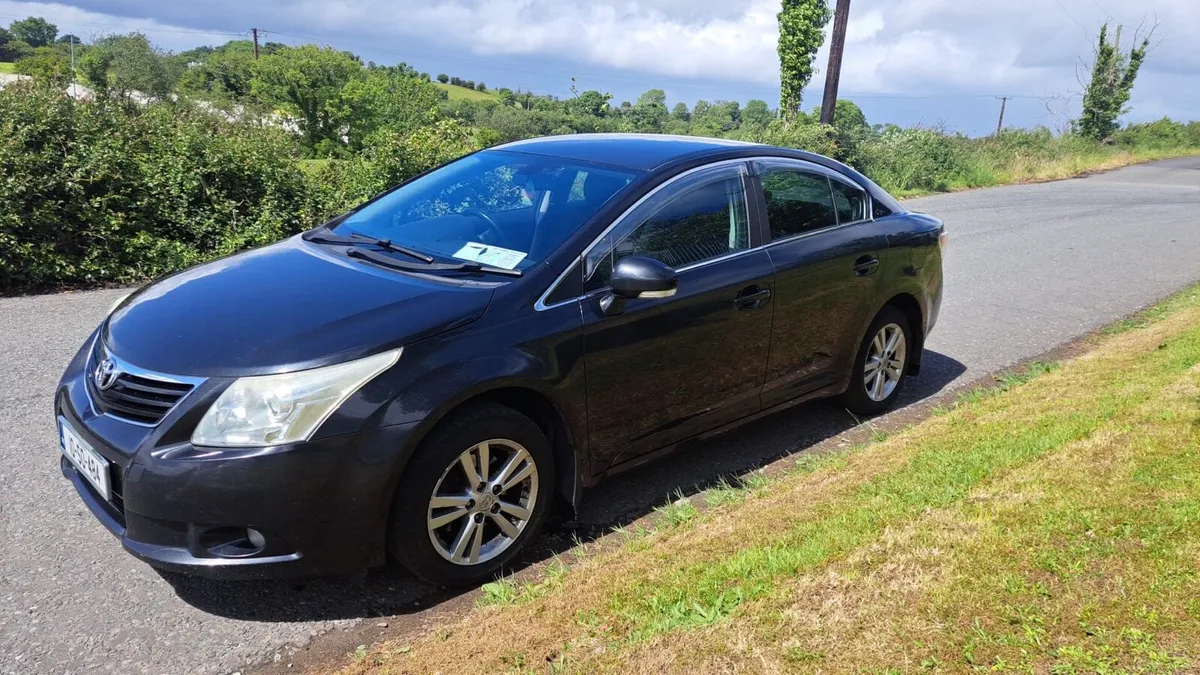 2010 Toyota Avensis 2.0 D4D NCT 2-26 - Image 1