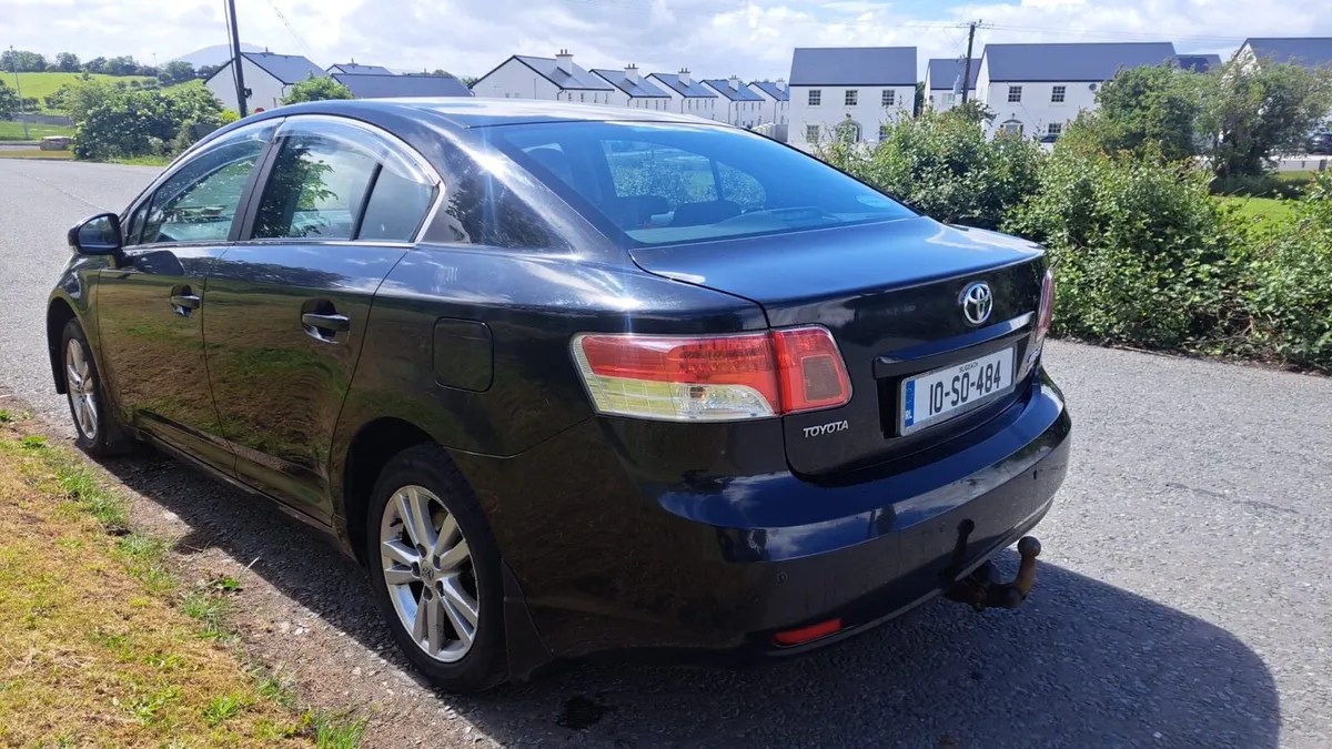 2010 Toyota Avensis 2.0 D4D NCT 2-26 - Image 2
