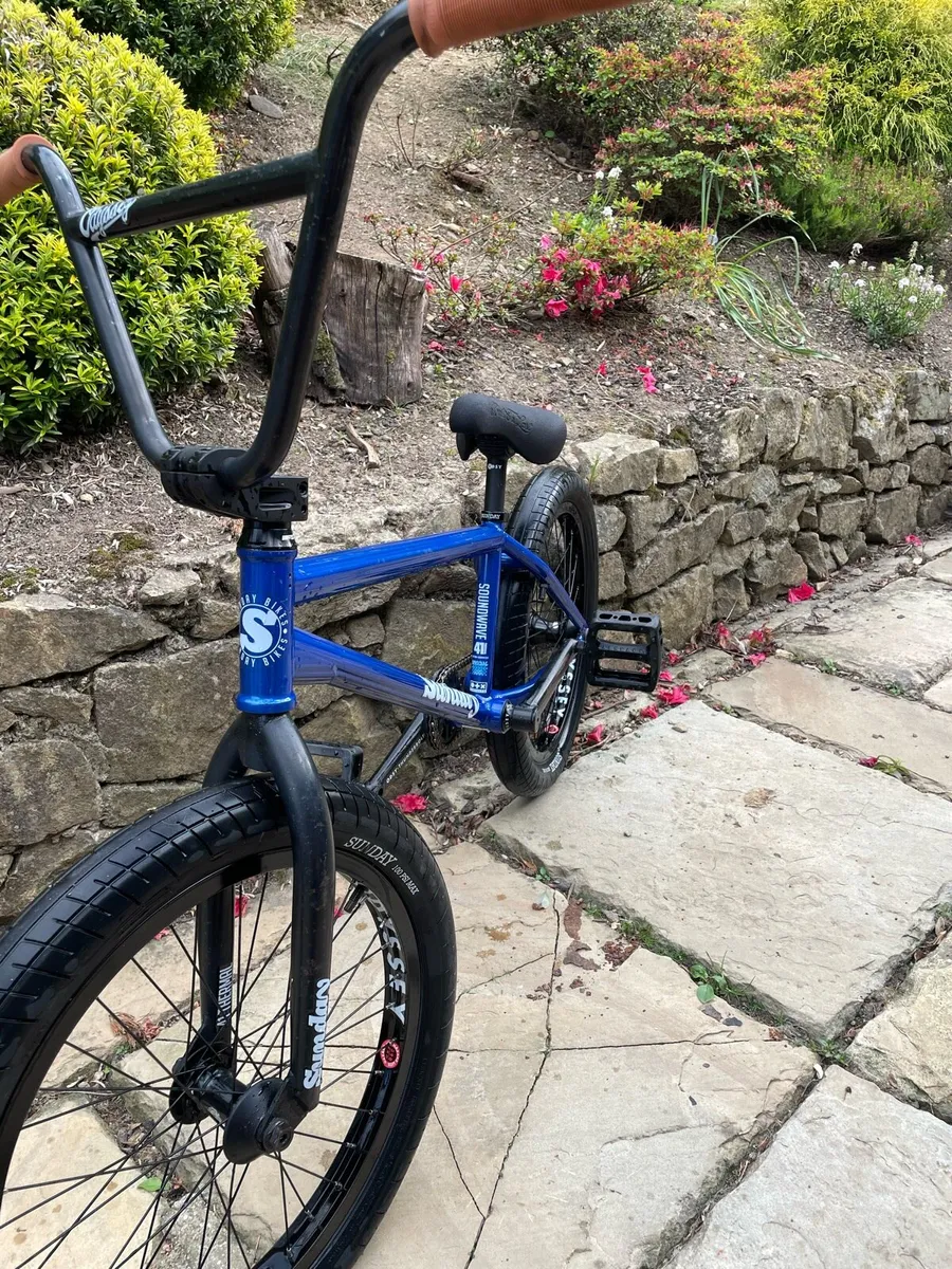 Sunday BMX - Image 1