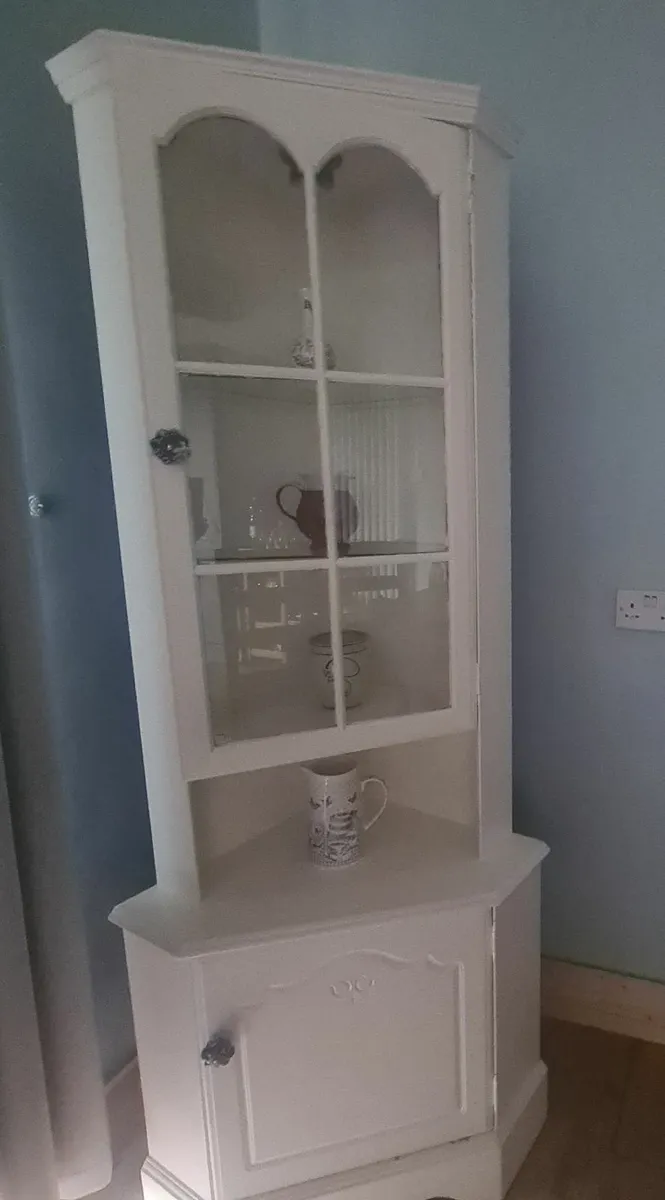 Corner Unit For Sale - Image 2