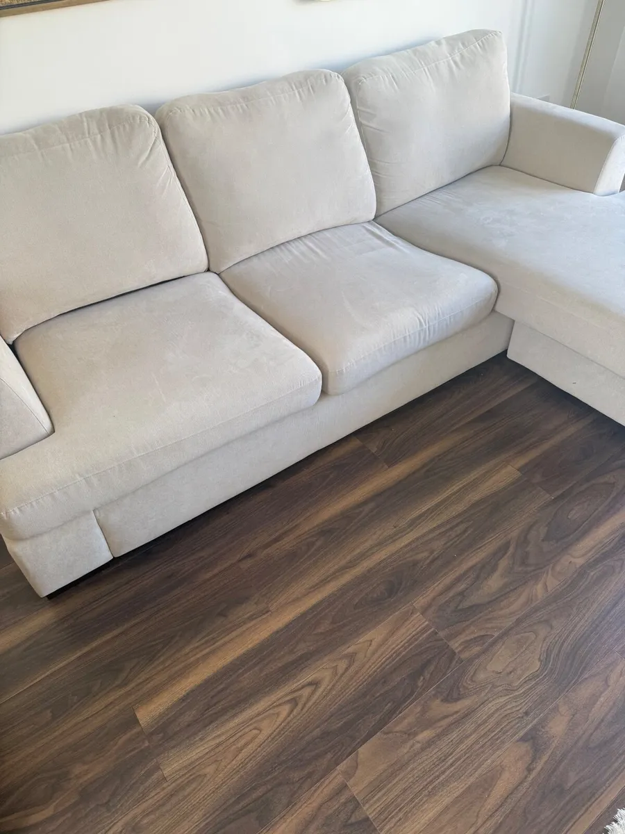 Couch - Image 1
