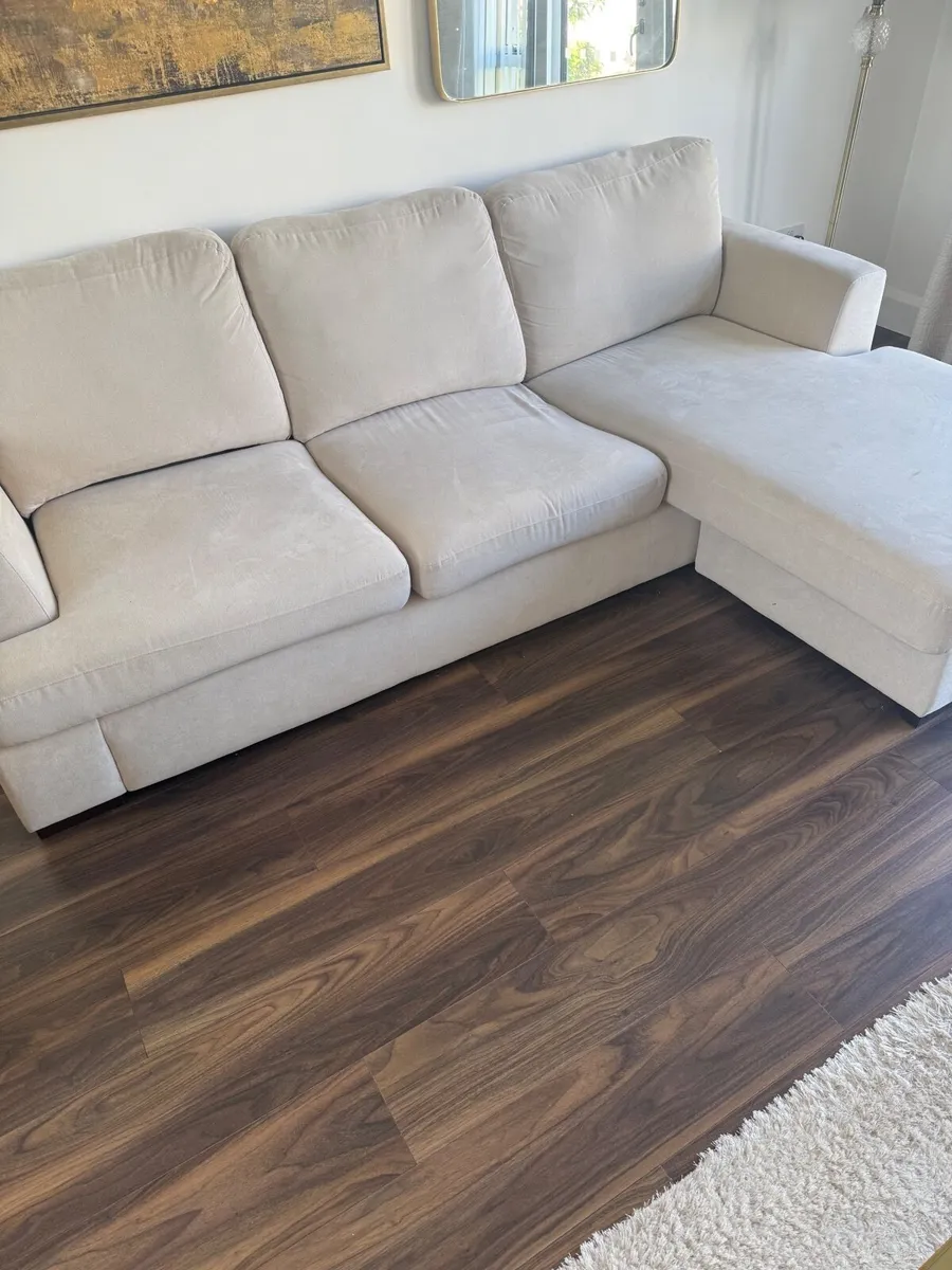 Couch - Image 3