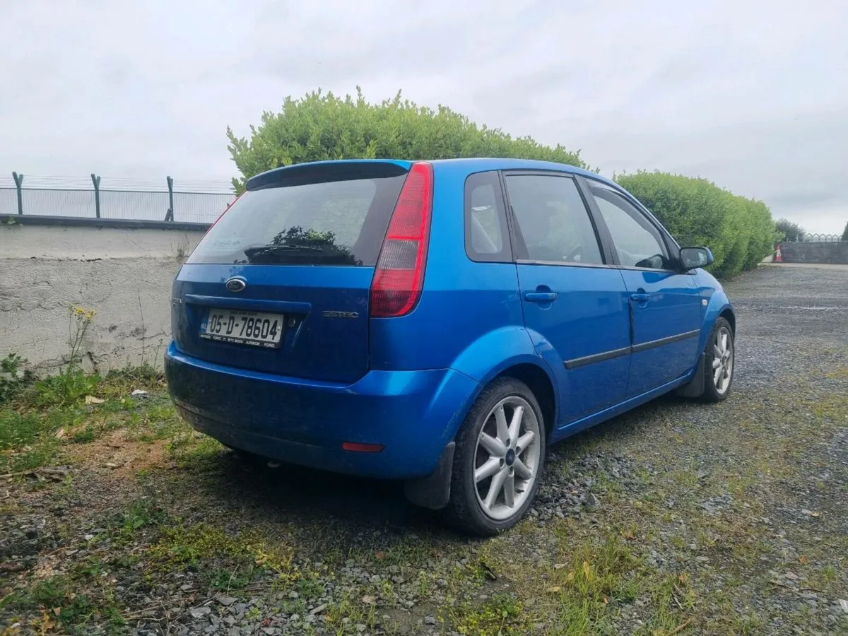 Ford fiesta - Image 3