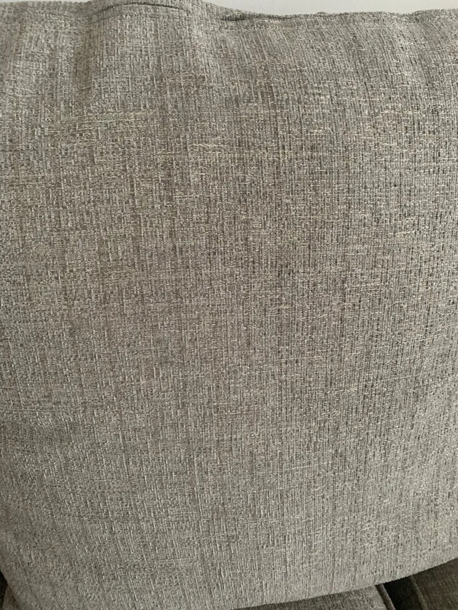 4 seater couch - Image 4