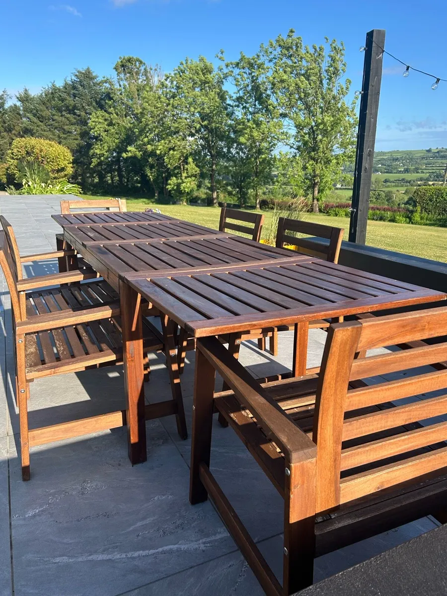 Garden furniture - Image 1
