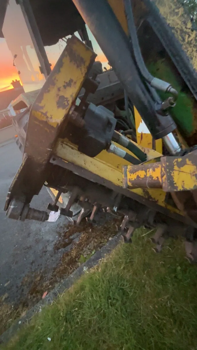 Hedge cutter - Image 4