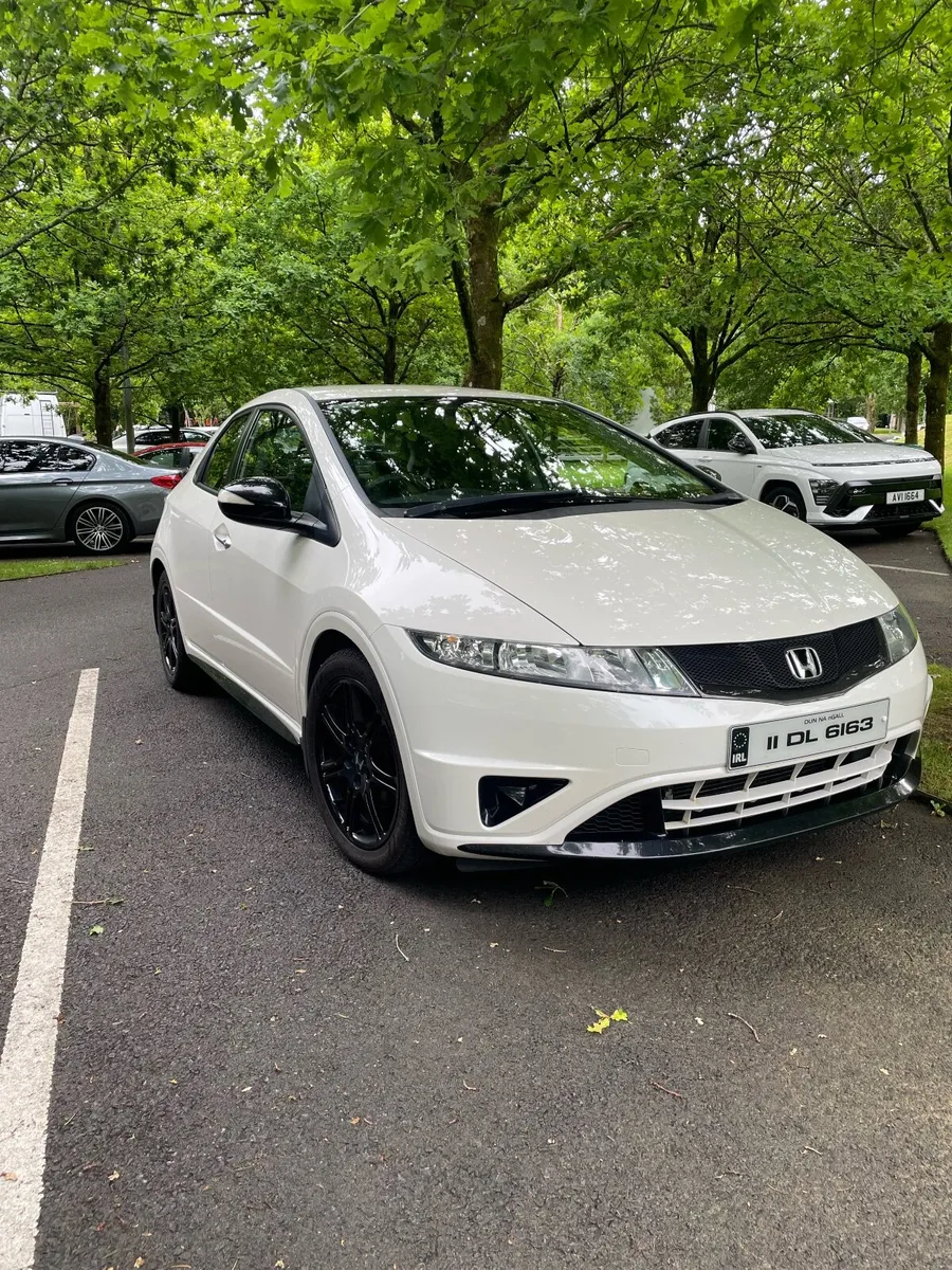 Honda Civic 2011 - Image 3